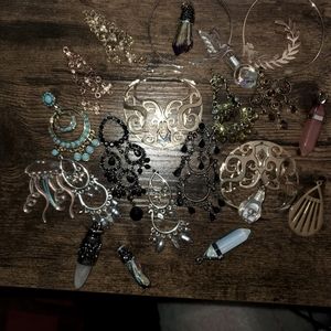 Pendulum Rice Message in Tiny Bottle